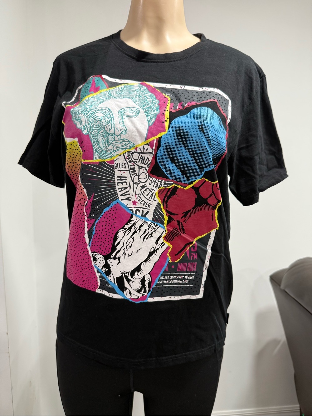 Soul Star England Black Graphic Short-Sleeve Men's Tee with Multicolor Pop Art